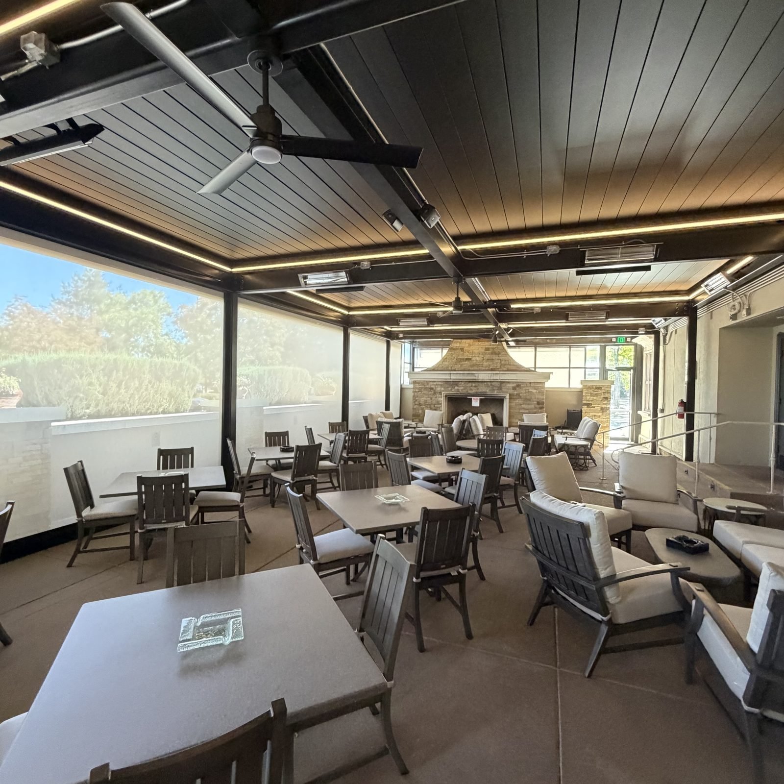Motorized louvered pergola with drop screens, heaters & LED lighting – String Lights Outdoor